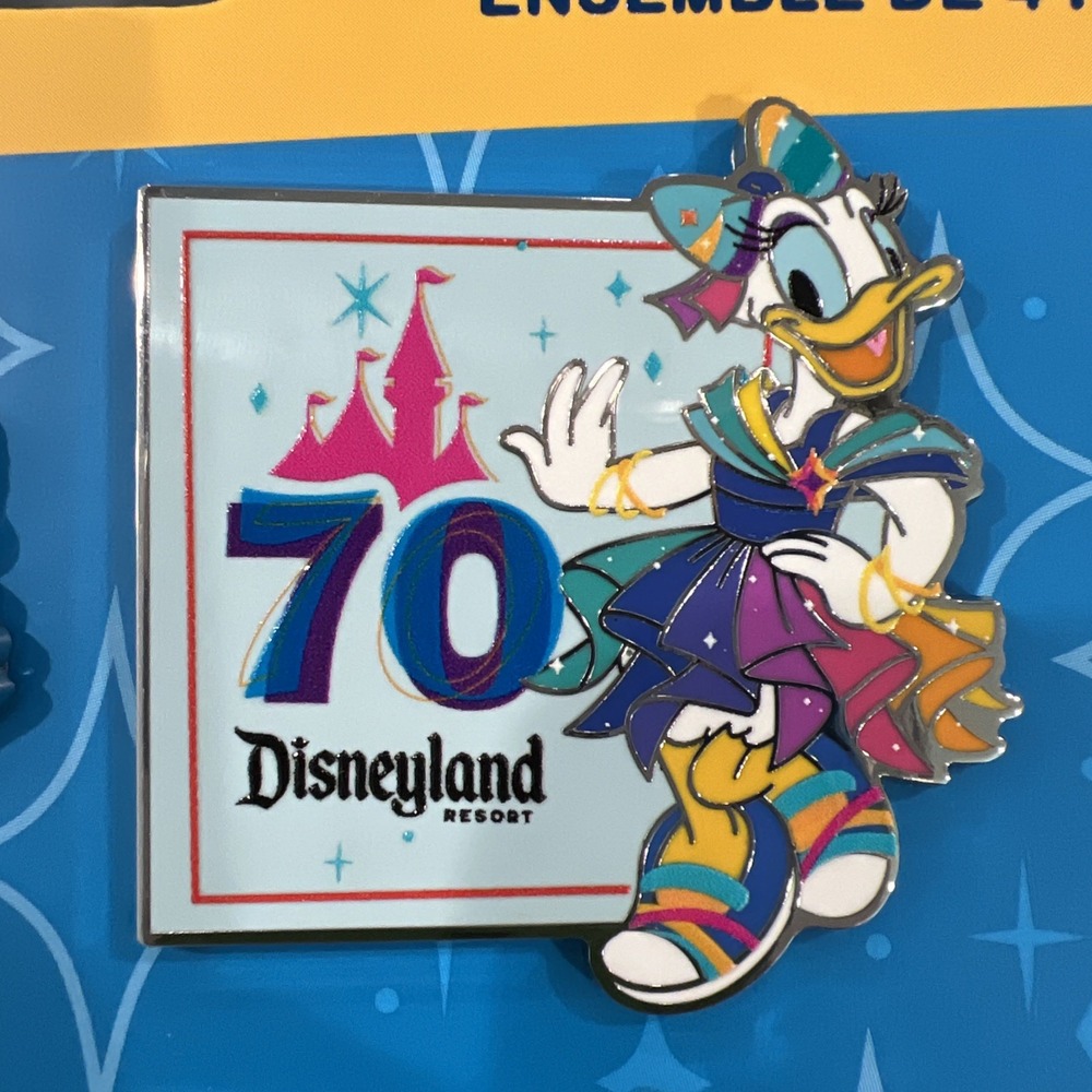 Disneyland 70th anniversary pins - Picture 3 of 7